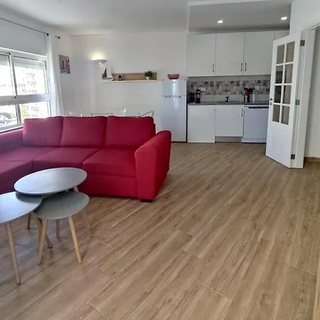 7c Castelo - Casas & Papeis Armação de Pêra