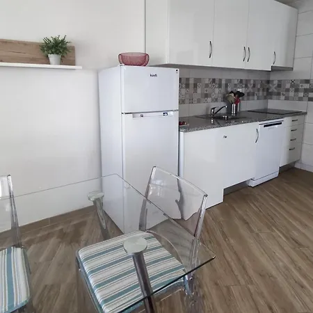 7c Castelo - Casas & Papeis Apartment *