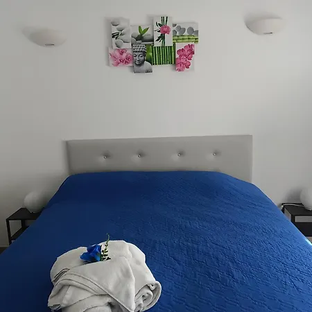 7c Castelo - Casas & Papeis * Armacao de Pera